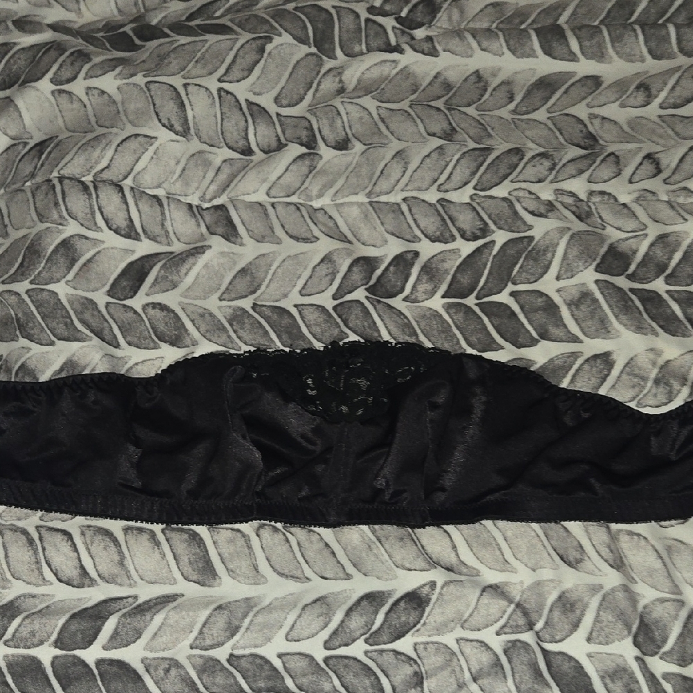 Black Lace Detail Bandeau